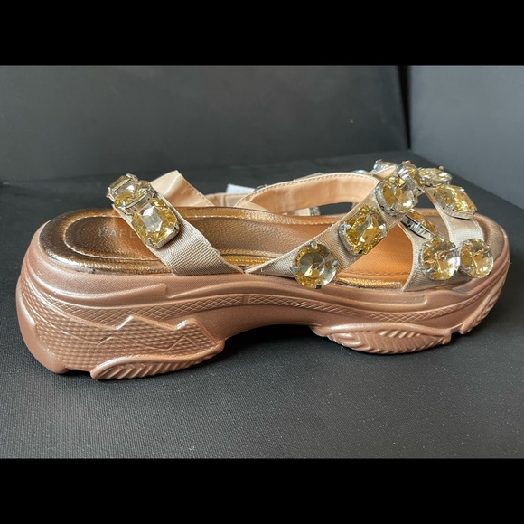 CAPE ROBBIN platform gold Rhinestone - Picture 5 of 5